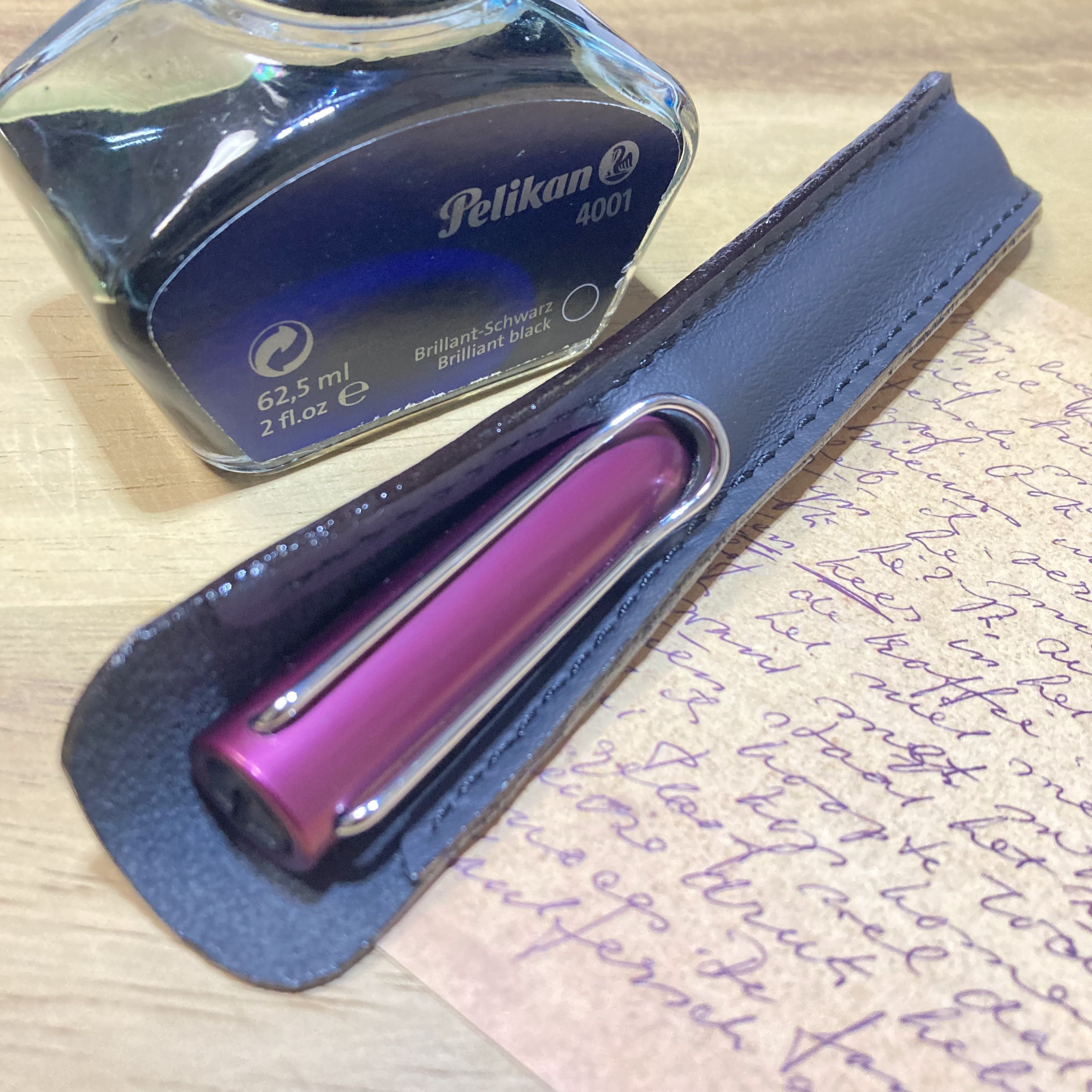 本革ペンケース LAMYサファリ/アルスター用 黒 選べるステッチ ハンドメイド